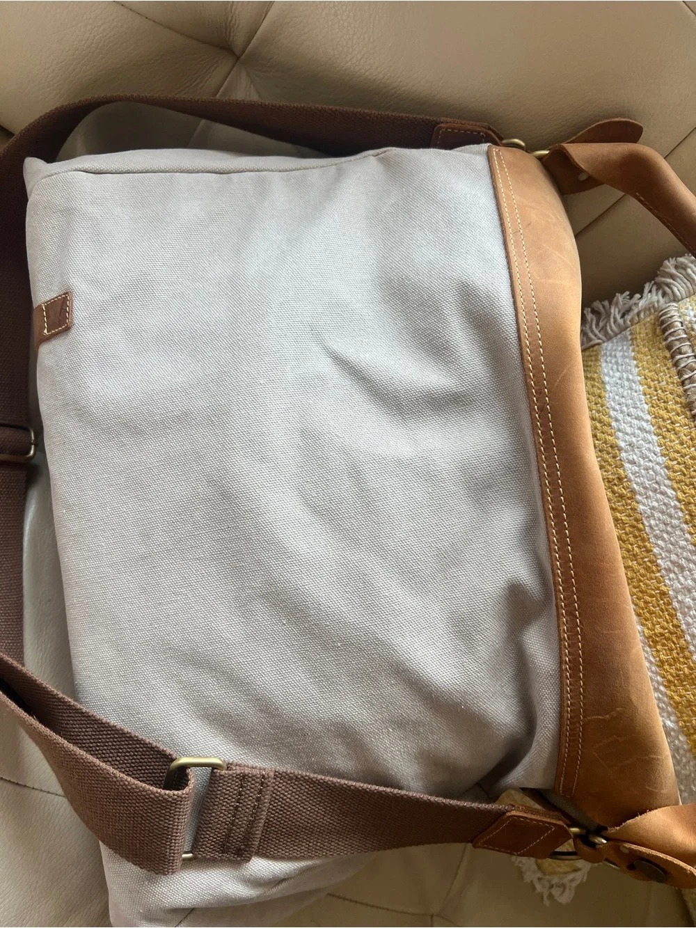 The House of Flynn Canvas & Leather camera bag in oat/tan